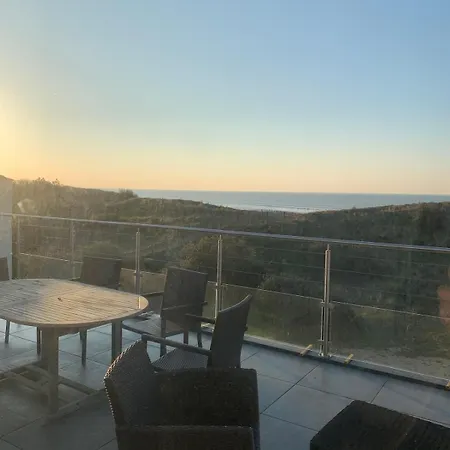 Sur 4 Etoiles Sea View Willa
